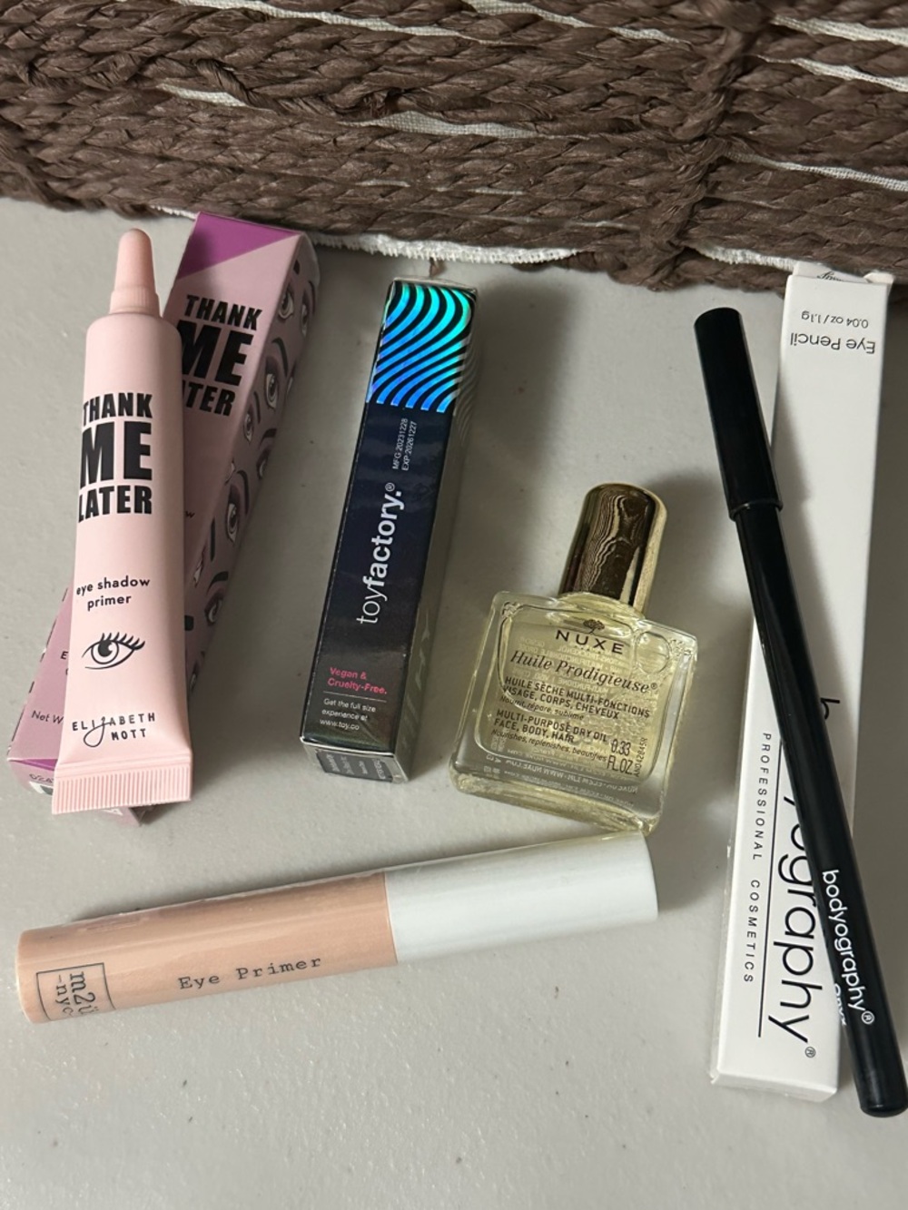 Makeup Bundle New - primer, body & hair oil, eye pencil